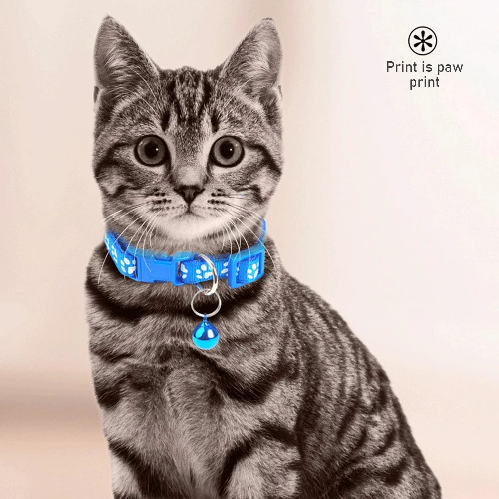 Collar para mascotas con campana, huella de dibujos animados, colorido, para perro, cachorro, gatito, collar ajustable de seguridad con timbre, accesorios para mascotas