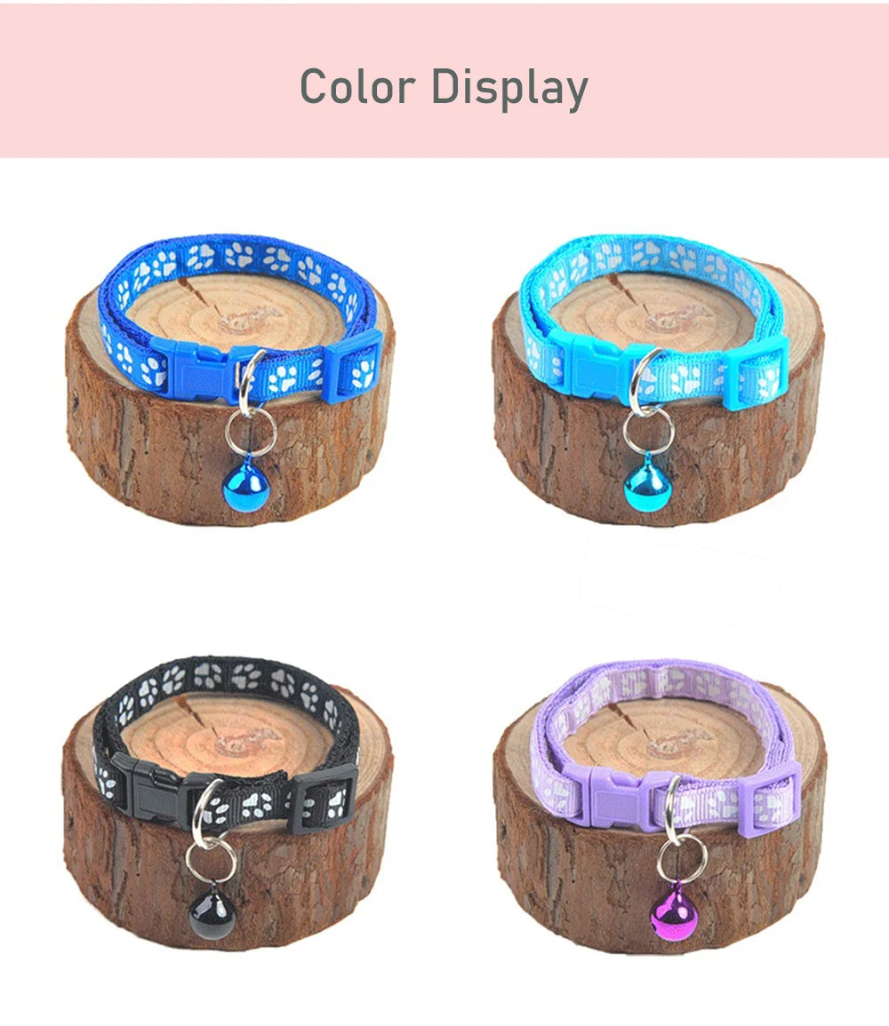 Collar para mascotas con campana, huella de dibujos animados, colorido, para perro, cachorro, gatito, collar ajustable de seguridad con timbre, accesorios para mascotas
