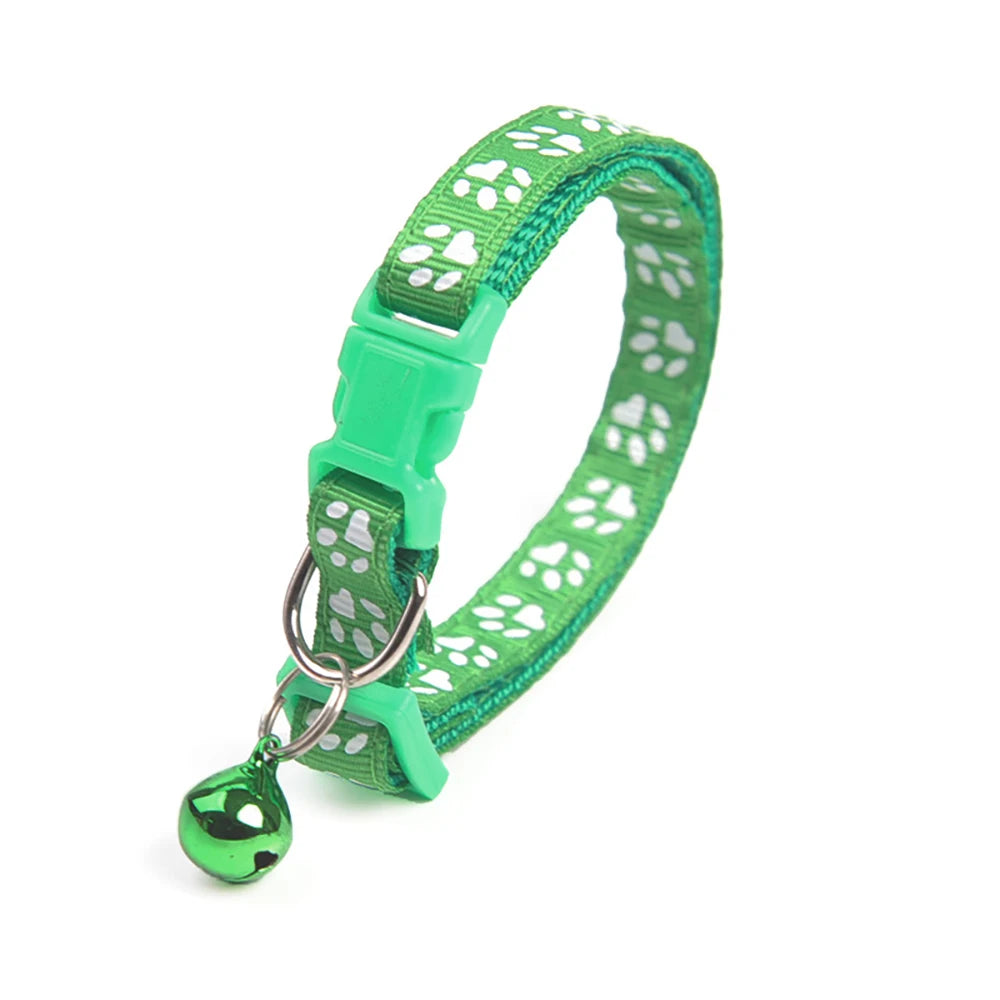 Collar para mascotas con campana, huella de dibujos animados, colorido, para perro, cachorro, gatito, collar ajustable de seguridad con timbre, accesorios para mascotas