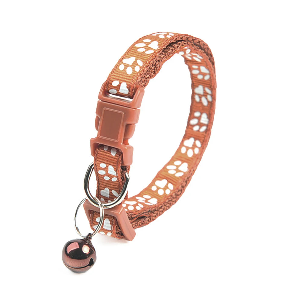 Collar para mascotas con campana, huella de dibujos animados, colorido, para perro, cachorro, gatito, collar ajustable de seguridad con timbre, accesorios para mascotas